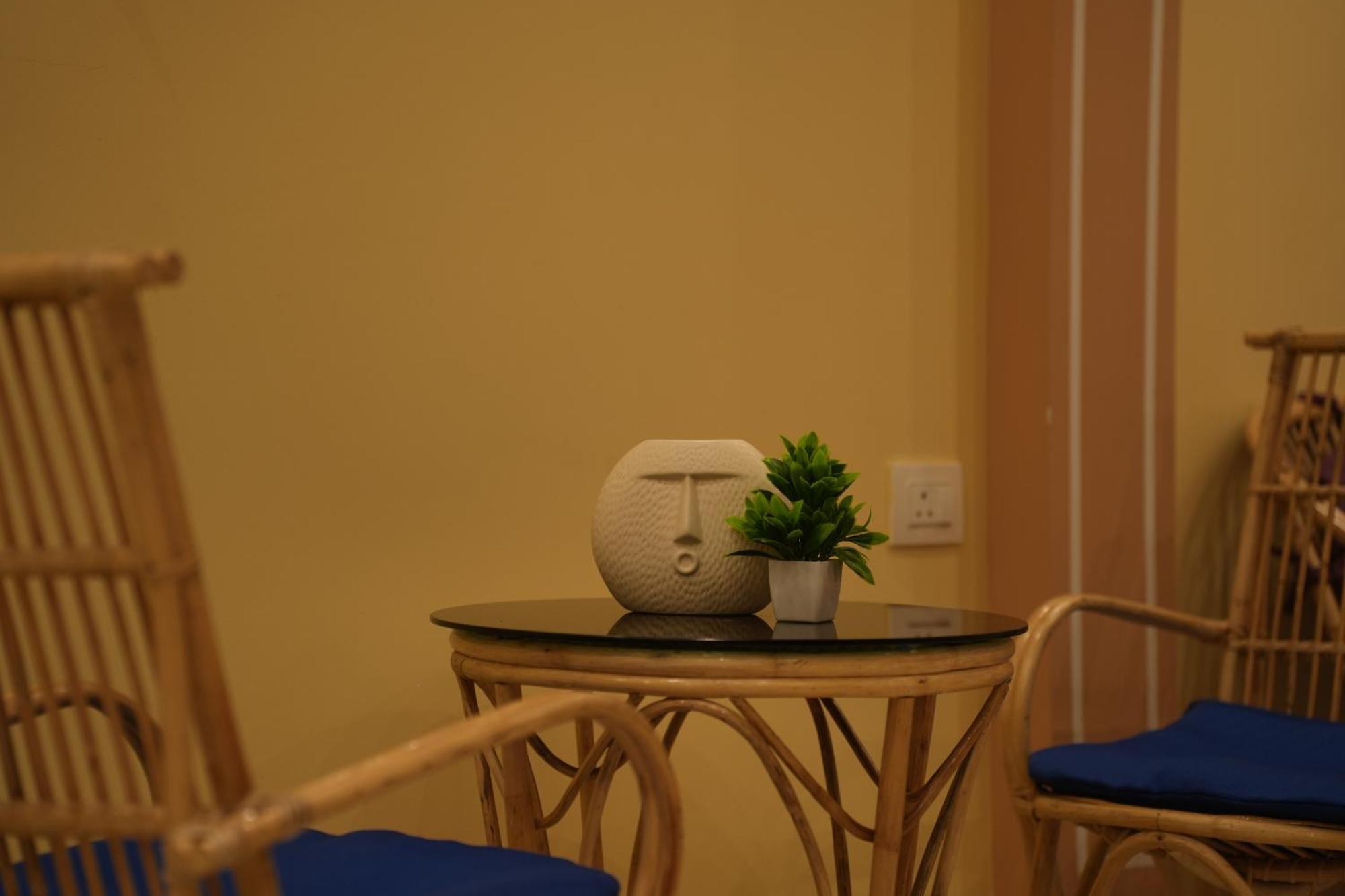 Ostelo Mumbai Airport Hostel Екстериор снимка